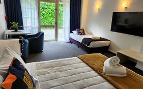 U Studios Paraparaumu, Surestay Collection By BW